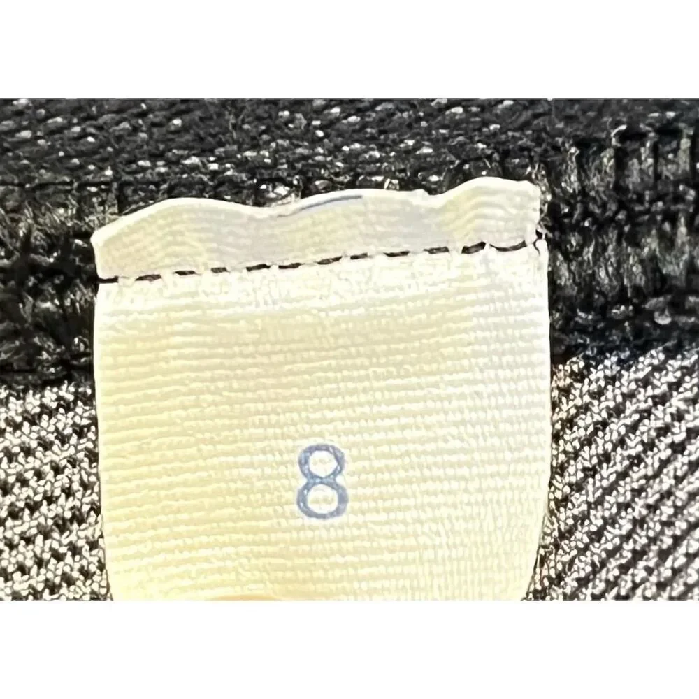Lululemon Women's Aphrodite Crop Pants Black 8 Casual Cropped Gym Athleisure